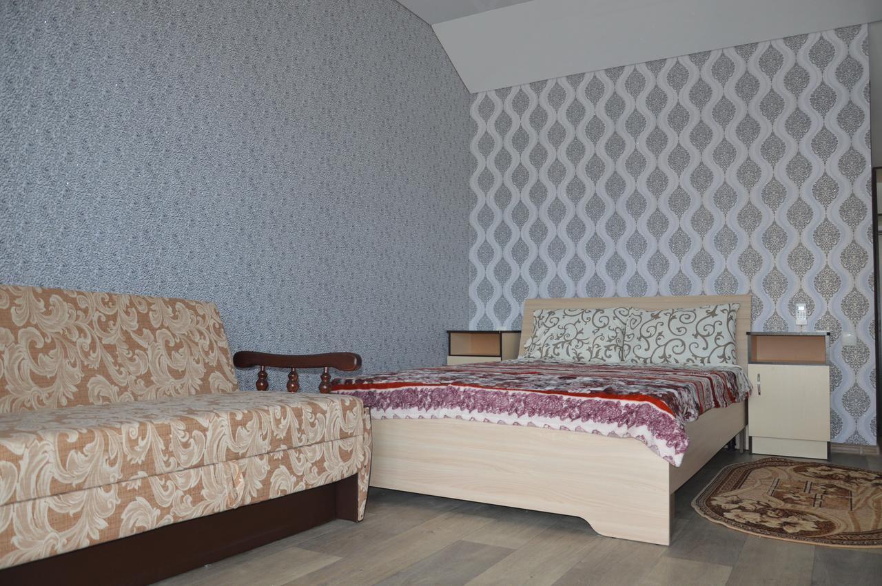 Hotel Balcony à Zaliznyi Port Extérieur photo